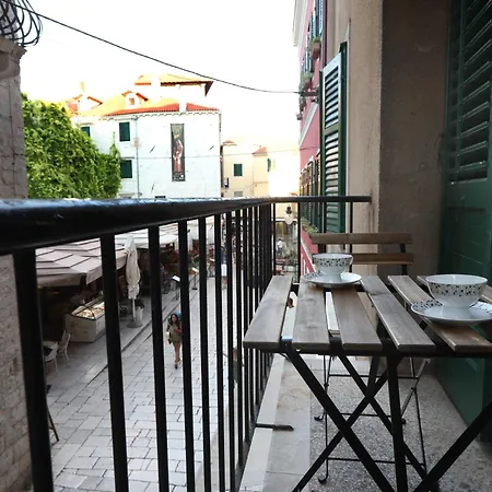 Medulic For 2 In Old Town With Free Parking Appartement *