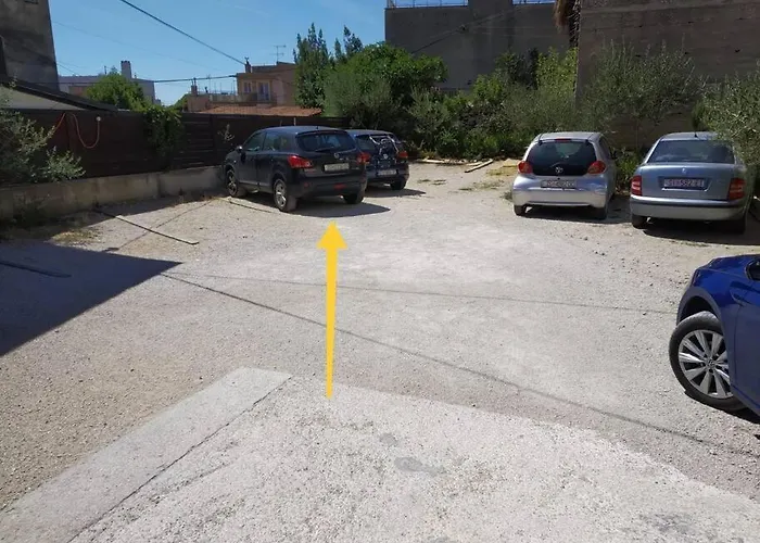 Medulic For 2 In Old Town With Free Parking